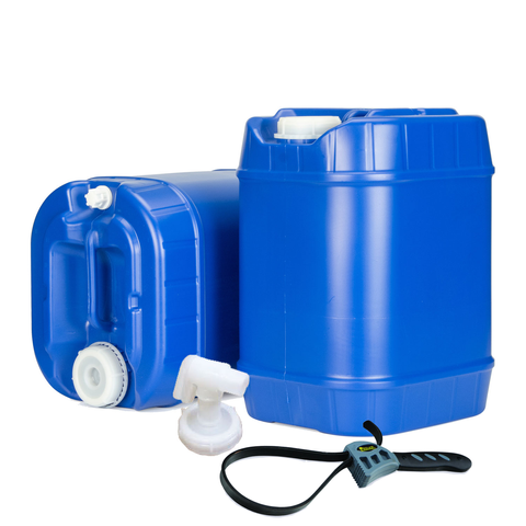 5 Gallon Stackable Blue Water Tank ‐ Set of 4 w/spigot and water treatment